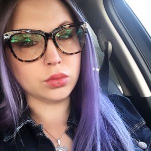 Meet your Posher, Rachel